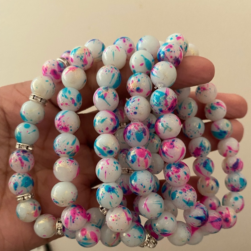 10 mm beads are $10 each bc they are big beads &pretty when you wear ittt